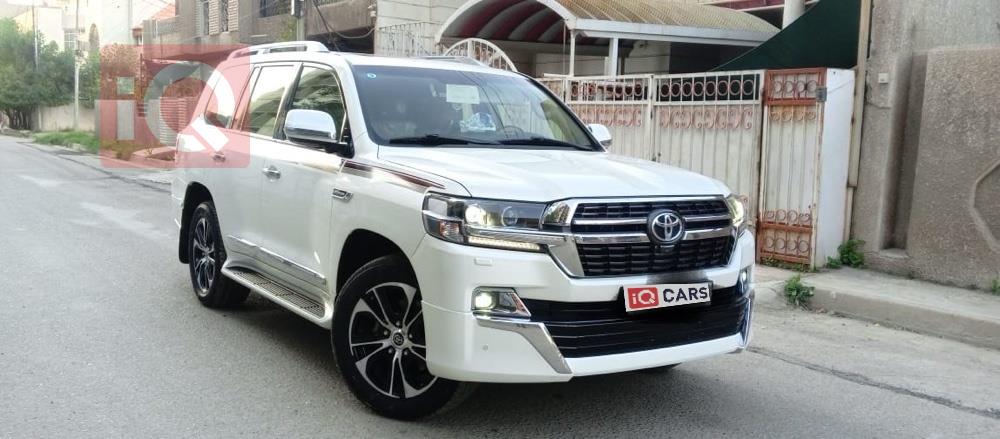 تويوتا لاندكروزر